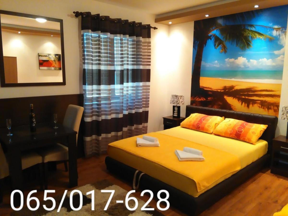 Apartments Leo Требинє Екстер'єр фото